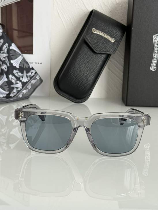 Picture of Chrome Hearts Sunglasses _SKUfw73375619fw